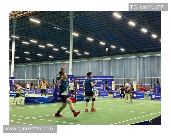 上海羽毛球队最新比赛经验分享TOP10助力羽毛球爱好者提升竞技水平